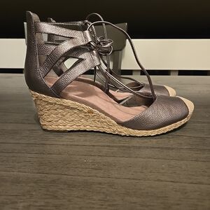 Vionic Metallic Gray Aruba Calypso Espadrille Jute Wedge Sandals - Size 9